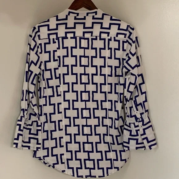 Tizzie Geometrical Print Button Down Top - Picture 7 of 10